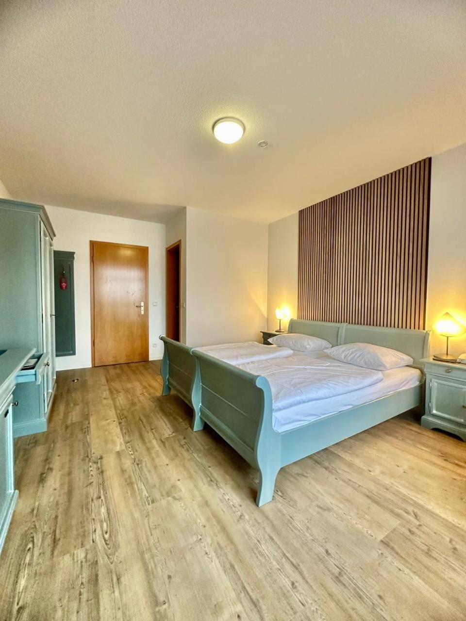 Gaestehaus Weserblick Am Weser-Sandstrand Berne Extérieur photo